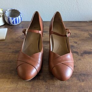 Brown Naturalizer Heels